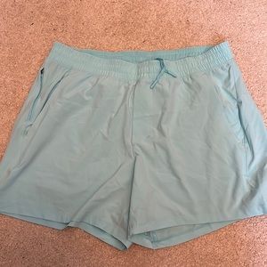 Lululemon Pace Breaker Shorts 5’